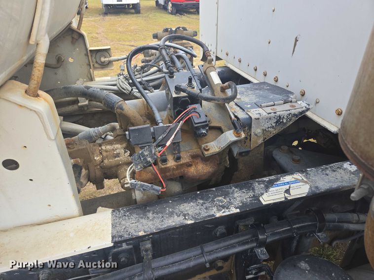 image for item EB1026 2002 Kenworth W900 ready mix truck