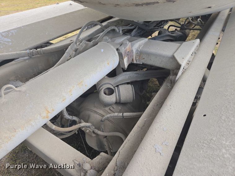 image for item EB1026 2002 Kenworth W900 ready mix truck