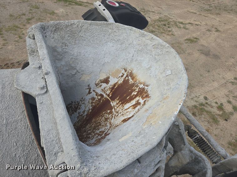 image for item EB1026 2002 Kenworth W900 ready mix truck