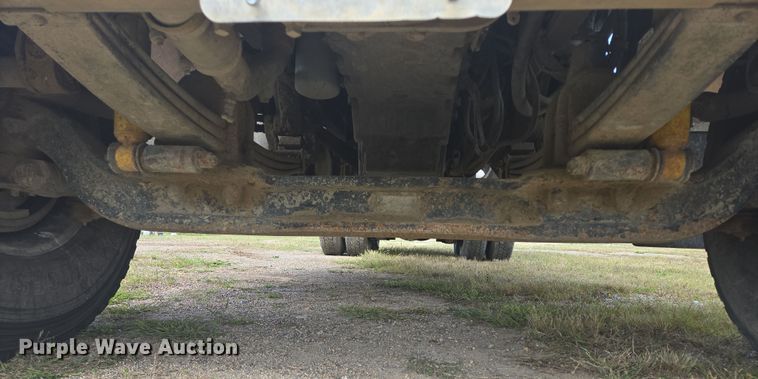 image for item EB1026 2002 Kenworth W900 ready mix truck