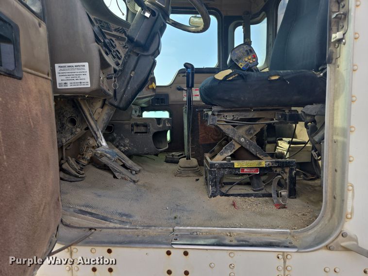 image for item EB1026 2002 Kenworth W900 ready mix truck