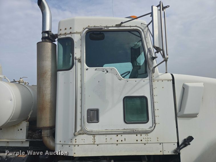 image for item EB1026 2002 Kenworth W900 ready mix truck