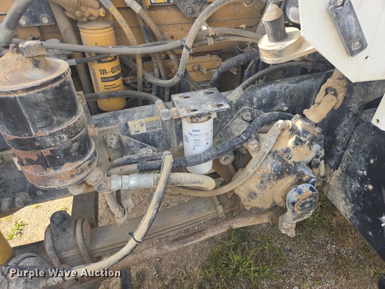 image for item EB1026 2002 Kenworth W900 ready mix truck