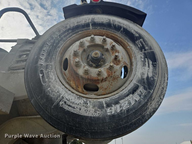 image for item EB1026 2002 Kenworth W900 ready mix truck