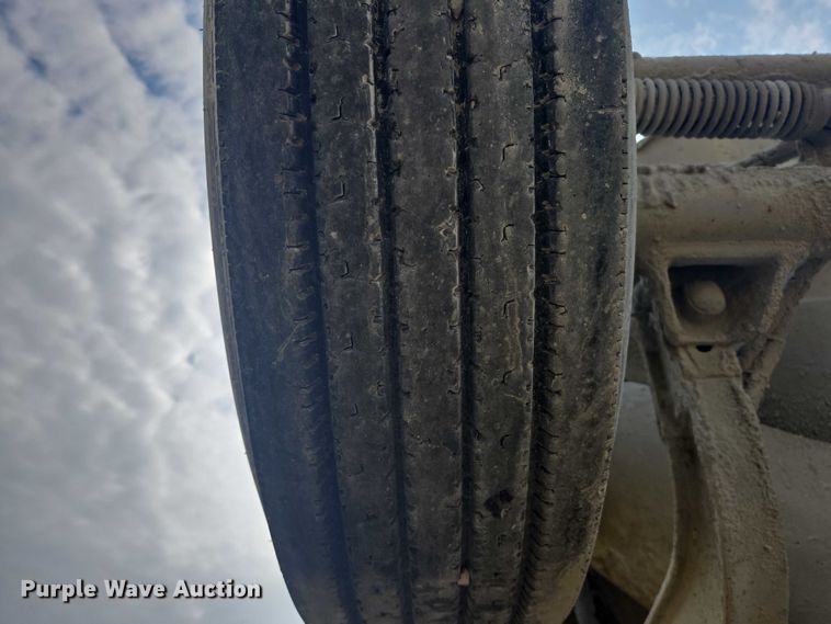 image for item EB1026 2002 Kenworth W900 ready mix truck