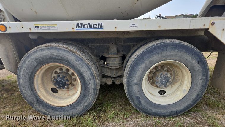 image for item EB1026 2002 Kenworth W900 ready mix truck