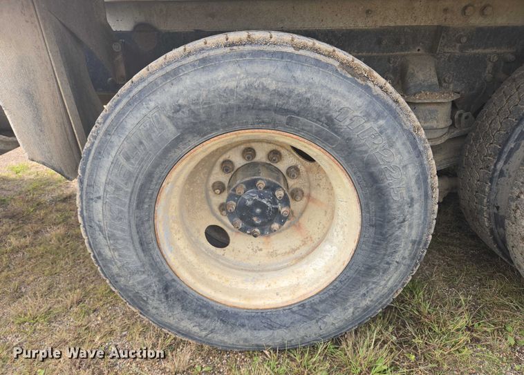 image for item EB1026 2002 Kenworth W900 ready mix truck