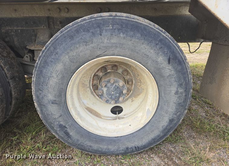 image for item EB1026 2002 Kenworth W900 ready mix truck