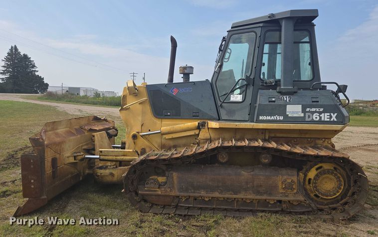 image for item EB1027 2001 Komatsu D61EX-12 dozer