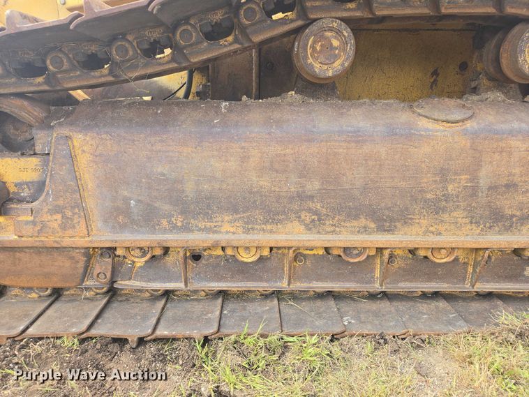 image for item EB1027 2001 Komatsu D61EX-12 dozer