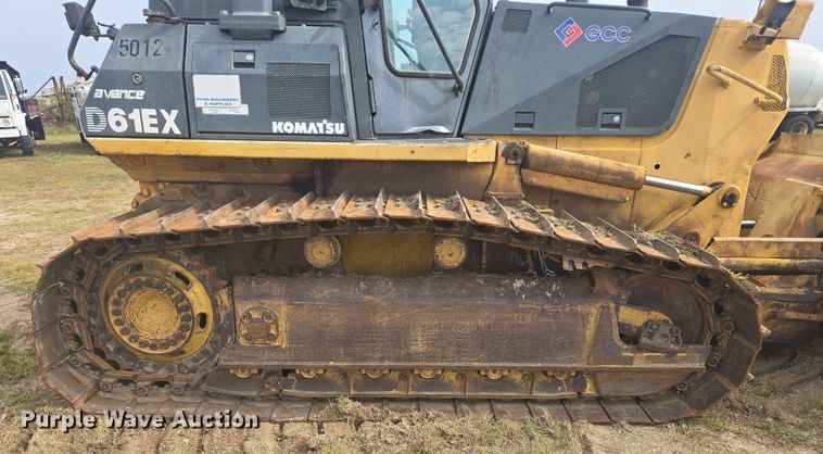 image for item EB1027 2001 Komatsu D61EX-12 dozer