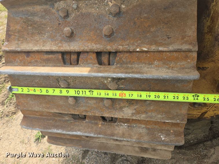 image for item EB1027 2001 Komatsu D61EX-12 dozer