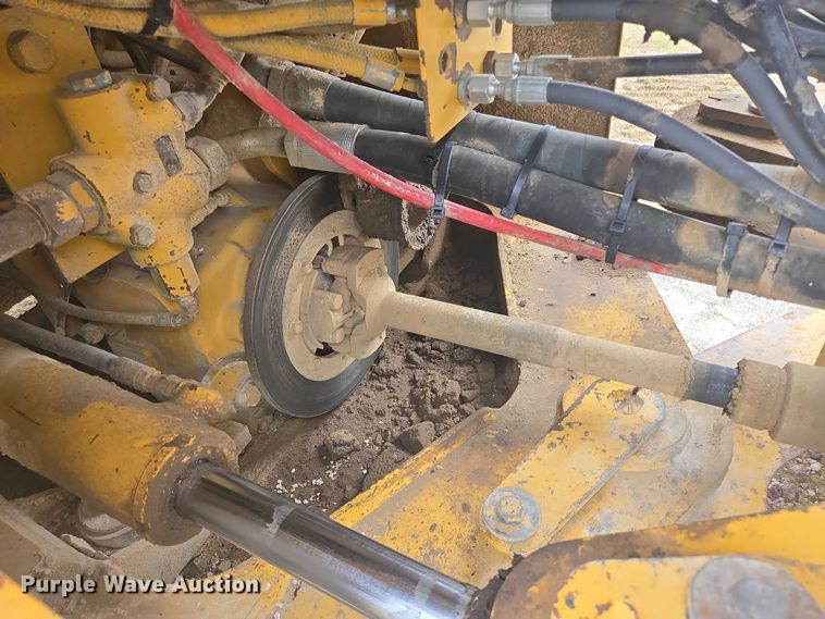 image for item EB1028 1993 John Deere 624G wheel loader