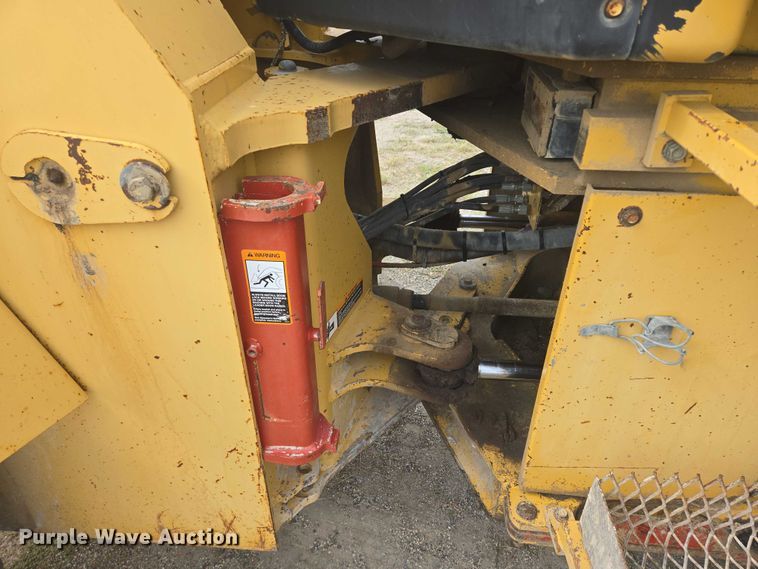 image for item EB1028 1993 John Deere 624G wheel loader