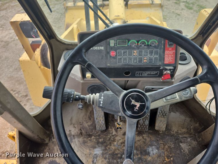 image for item EB1028 1993 John Deere 624G wheel loader