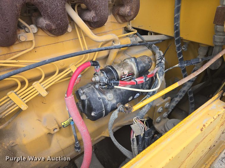 image for item EB1028 1993 John Deere 624G wheel loader