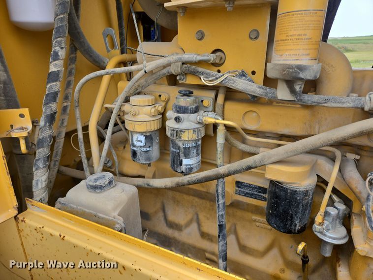 image for item EB1028 1993 John Deere 624G wheel loader