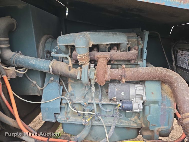 image for item EB1031 Powerscreen Commander 408 screening plant