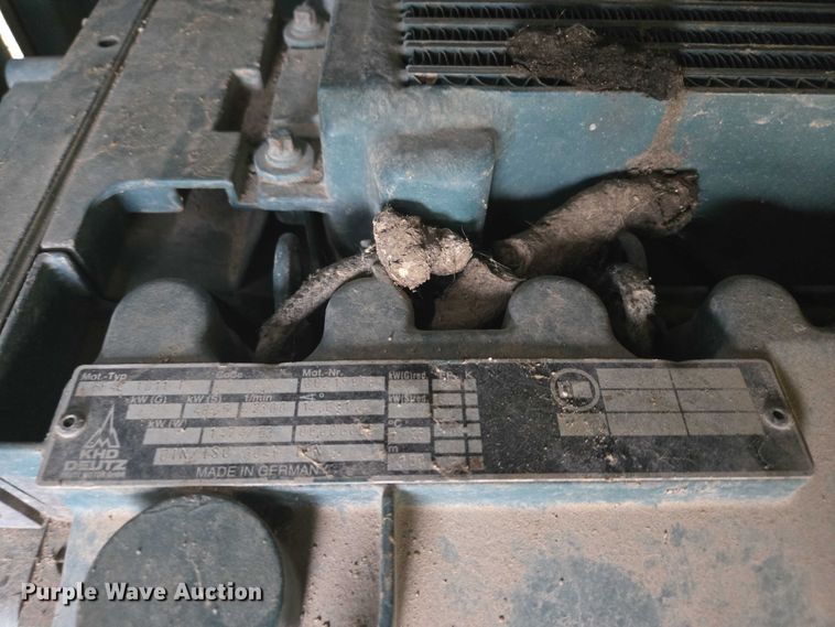 image for item EB1031 Powerscreen Commander 408 screening plant