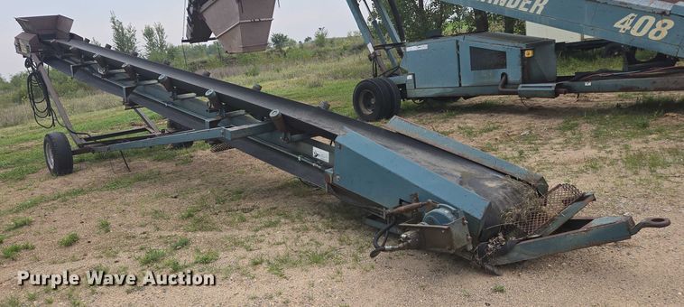 image for item EB1031 Powerscreen Commander 408 screening plant