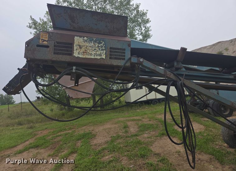 image for item EB1031 Powerscreen Commander 408 screening plant