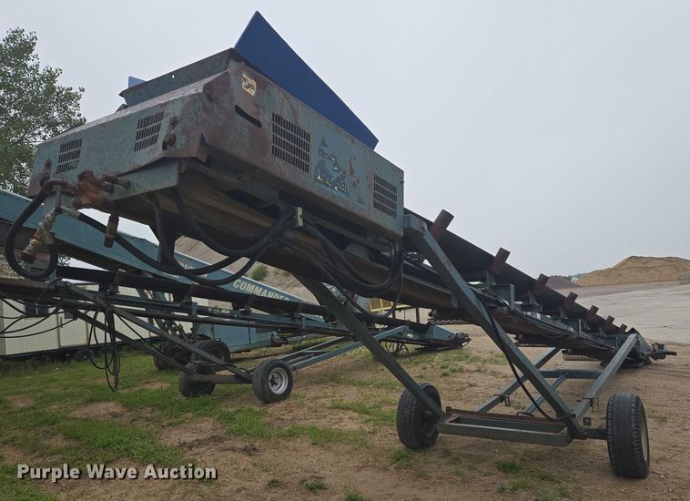 image for item EB1031 Powerscreen Commander 408 screening plant