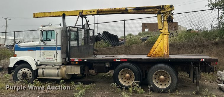 image for item EB2842 1988 International 9300 crane truck