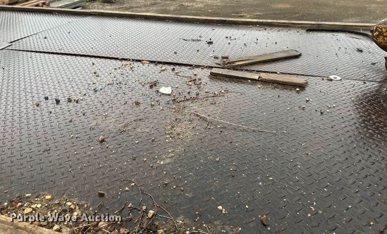 image for item EB2842 1988 International 9300 crane truck