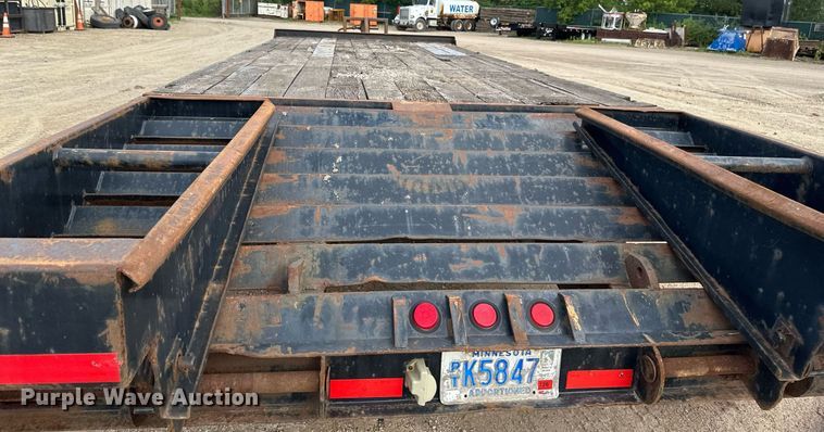 image for item EB2949 2000 Felling equipment trailer