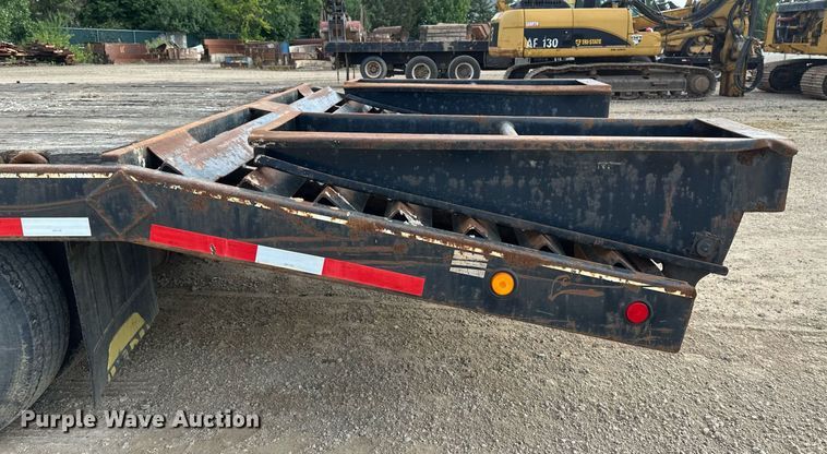 image for item EB2949 2000 Felling equipment trailer