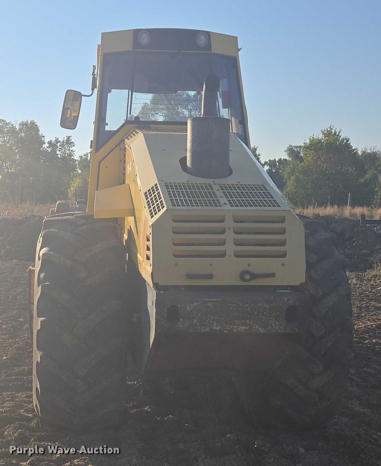 image for item EC1173 2011 Bomag BW213PDH-40 single drum roller