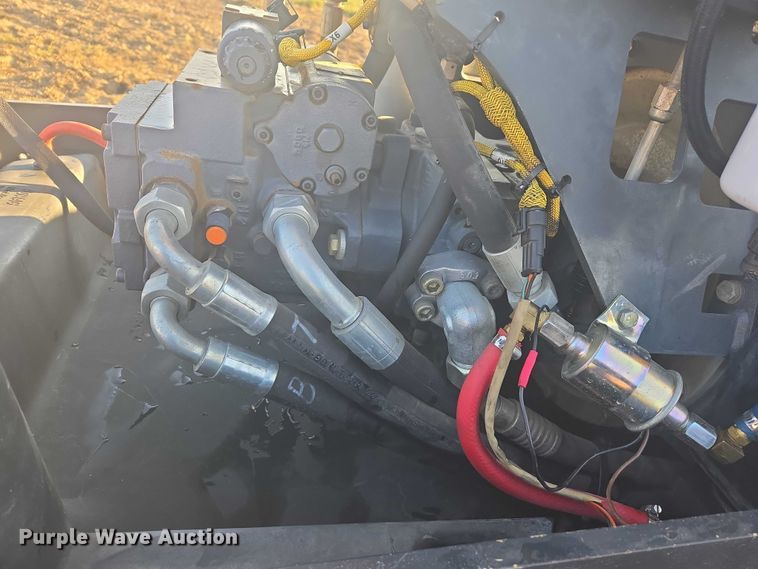 image for item EC1173 2011 Bomag BW213PDH-40 single drum roller