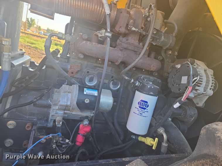 image for item EC1173 2011 Bomag BW213PDH-40 single drum roller