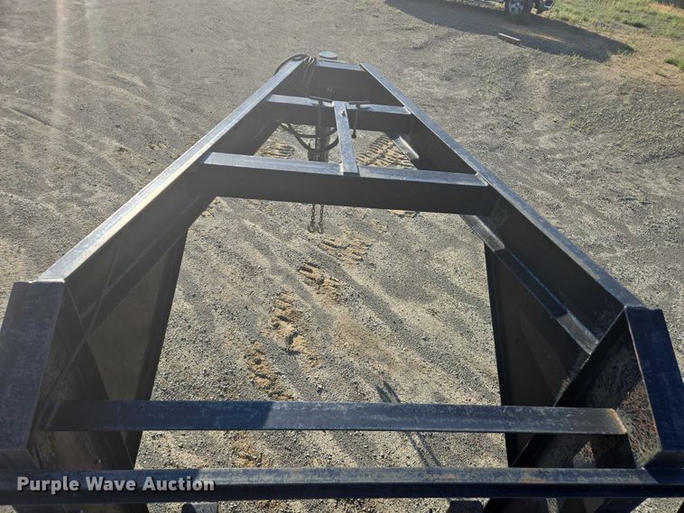 image for item EC1175 2004 Top Hat Industries equipment trailer