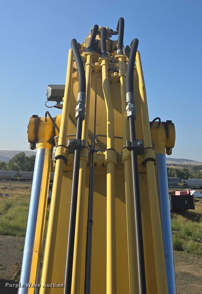 image for item EC1176 2008 Komatsu PC300LC-8 excavator