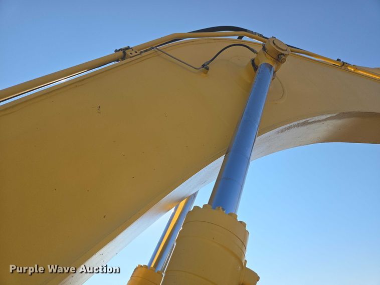 image for item EC1176 2008 Komatsu PC300LC-8 excavator