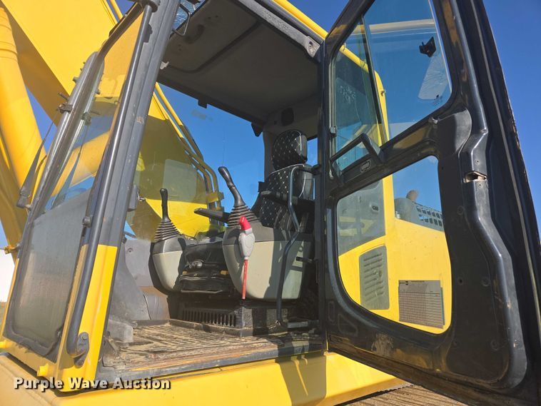 image for item EC1176 2008 Komatsu PC300LC-8 excavator