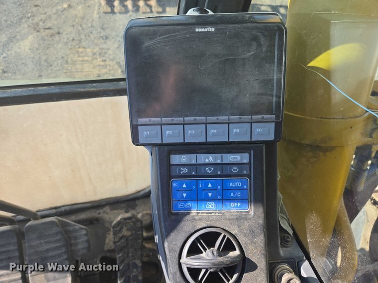 image for item EC1176 2008 Komatsu PC300LC-8 excavator