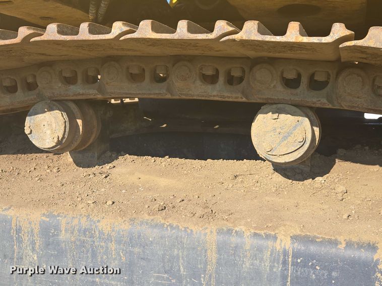 image for item EC1176 2008 Komatsu PC300LC-8 excavator