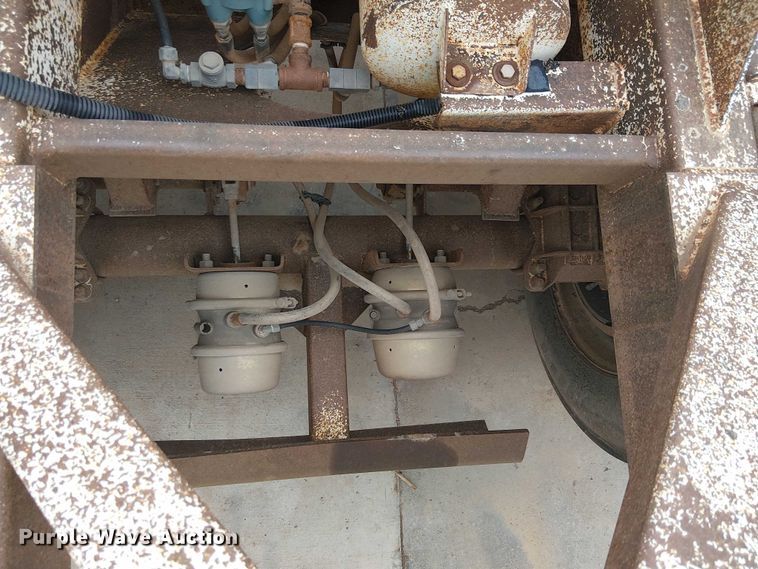 image for item EC1185 2001 Carrocerias Gallegos Spider bottom dump trailer