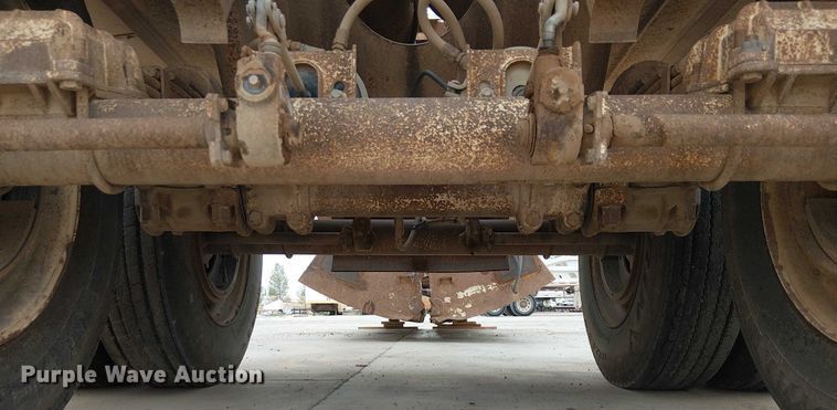 image for item EC1185 2001 Carrocerias Gallegos Spider bottom dump trailer