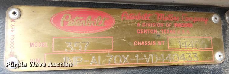 image for item EC1186 1997 Peterbilt 357 ready mix truck