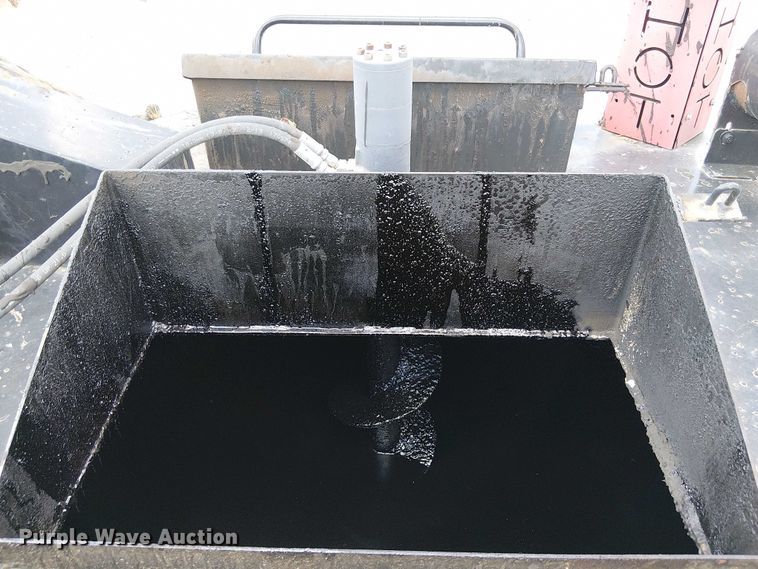 image for item EC1187 2013 Cimline Gen 4 pothole patcher