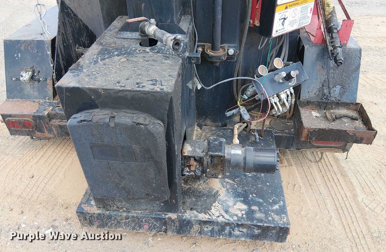 image for item EC1187 2013 Cimline Gen 4 pothole patcher