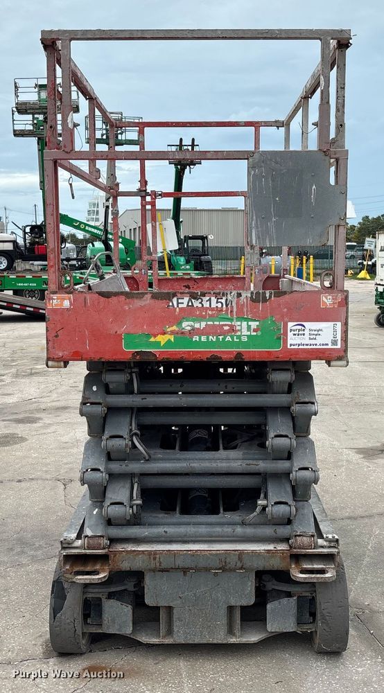 image for item EC3773 2017 SkyJack SJIII 4740 scissor lift