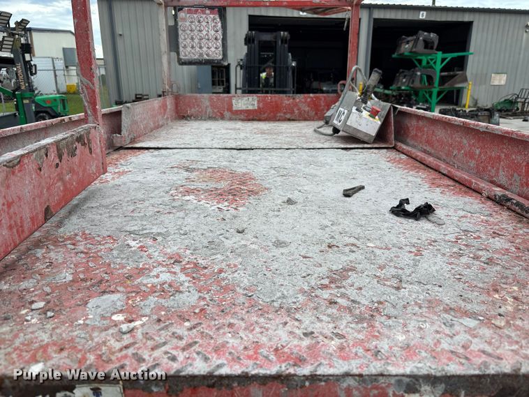 image for item EC3773 2017 SkyJack SJIII 4740 scissor lift