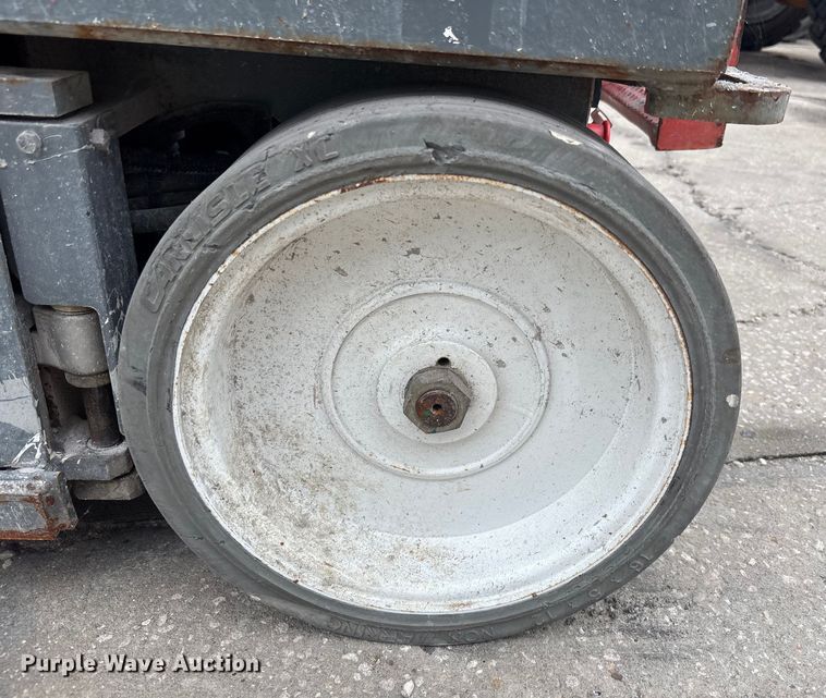 image for item EC3773 2017 SkyJack SJIII 4740 scissor lift