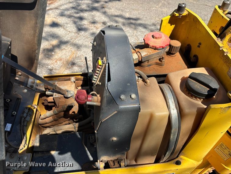 image for item EC3778 2019 Bomag BMP 8500 trench compactor