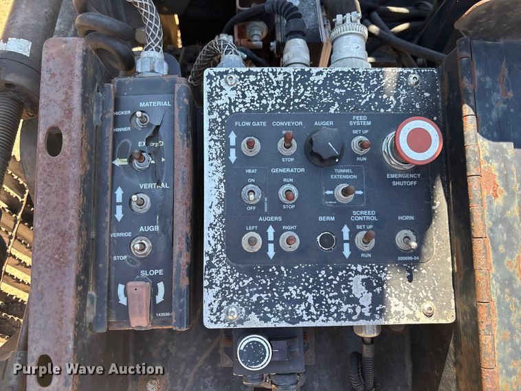 image for item EC3780 2011 Roadtec RP-190 paver