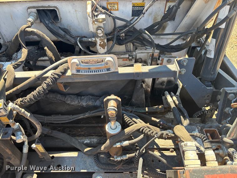 image for item EC3780 2011 Roadtec RP-190 paver